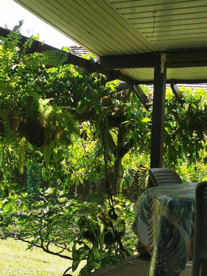 Omati Lodge Taravao Bagian luar foto