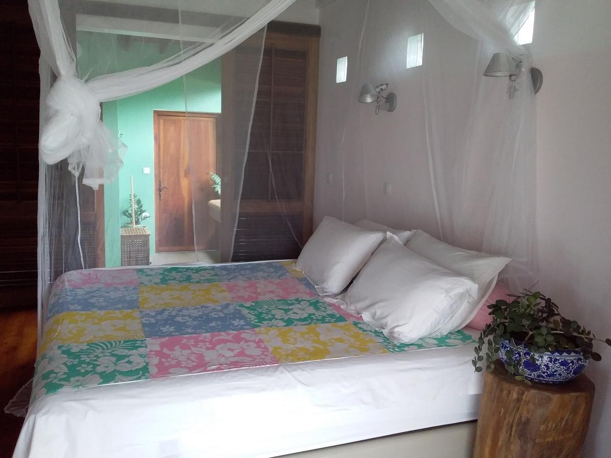 Omati Lodge Taravao Bagian luar foto