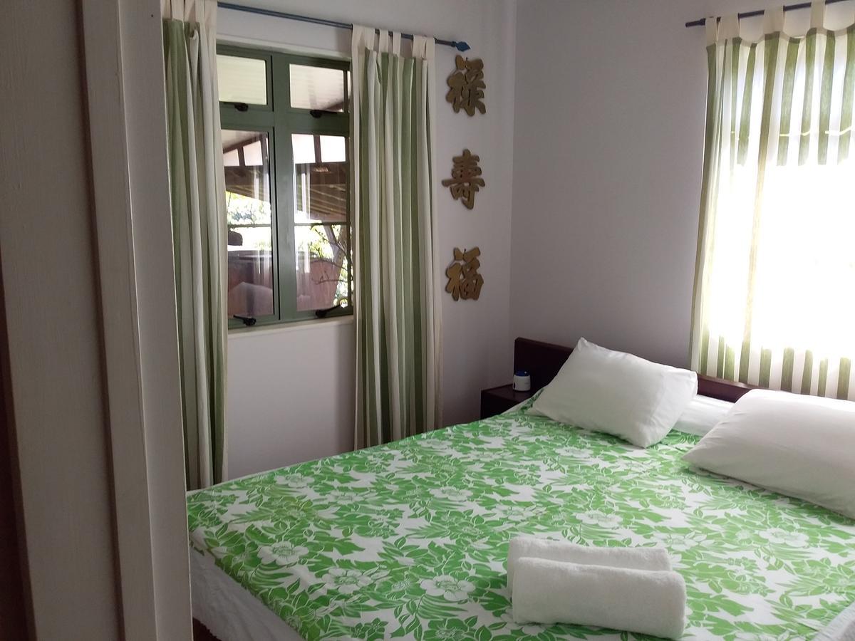 Omati Lodge Taravao Bagian luar foto