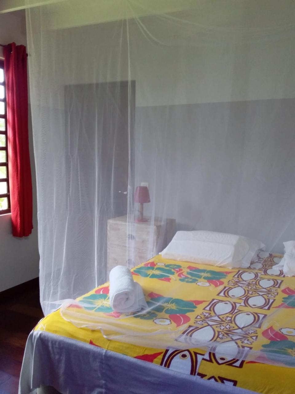 Omati Lodge Taravao Bagian luar foto