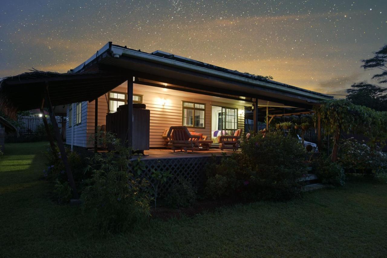 Omati Lodge Taravao Bagian luar foto