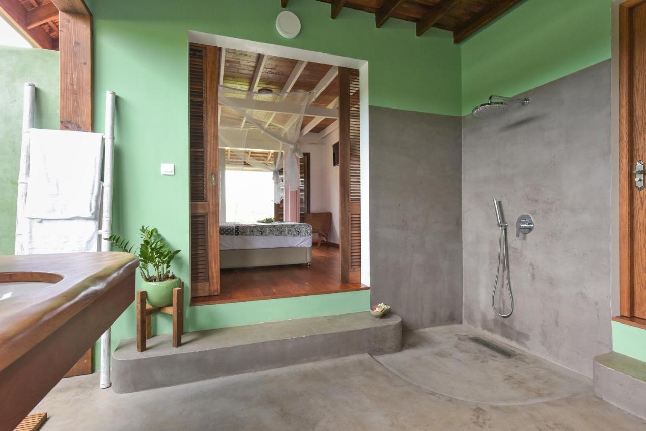 Omati Lodge Taravao Bagian luar foto